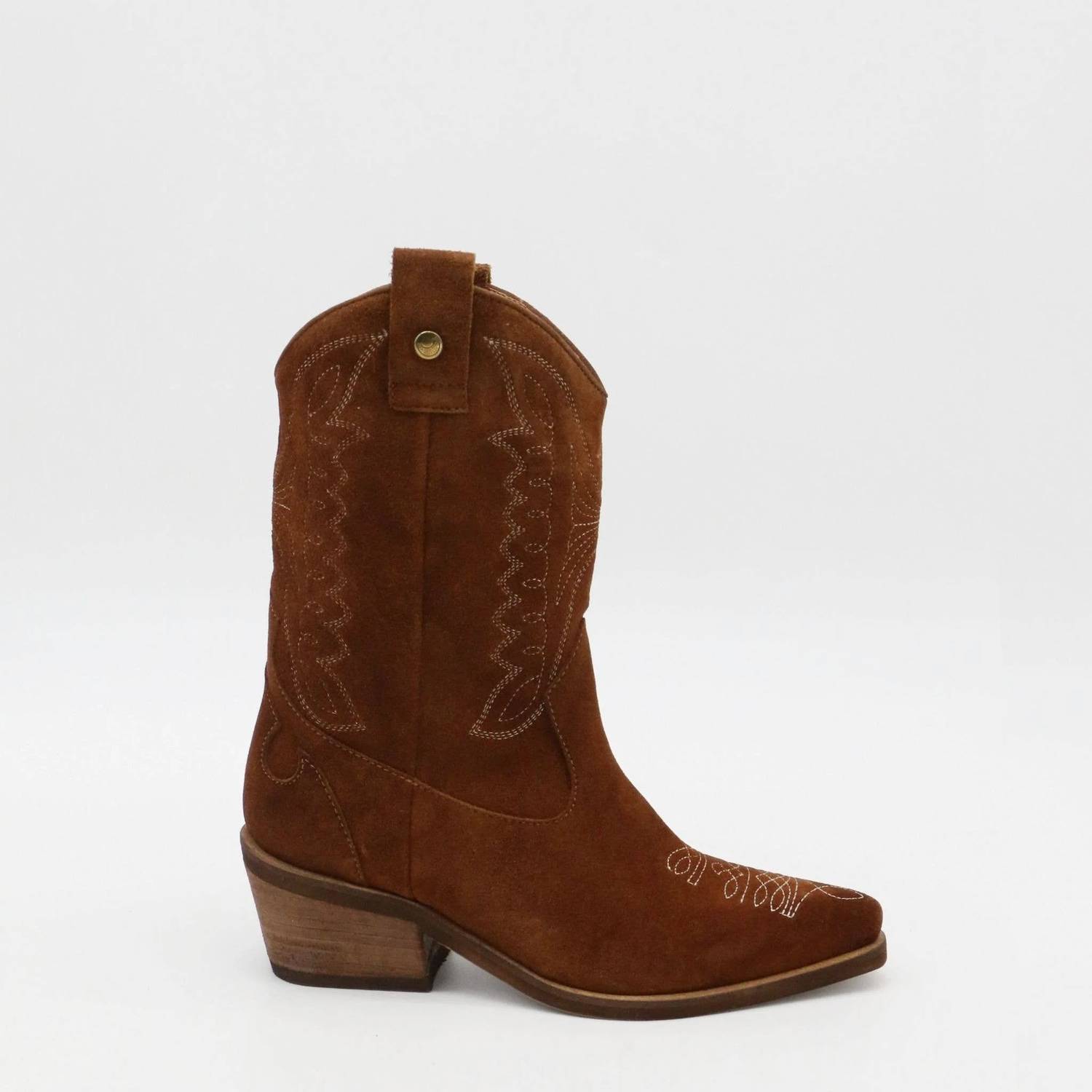New Stivali New York Women's Unstoppable Cowboy Boots In Tan Suede Leather